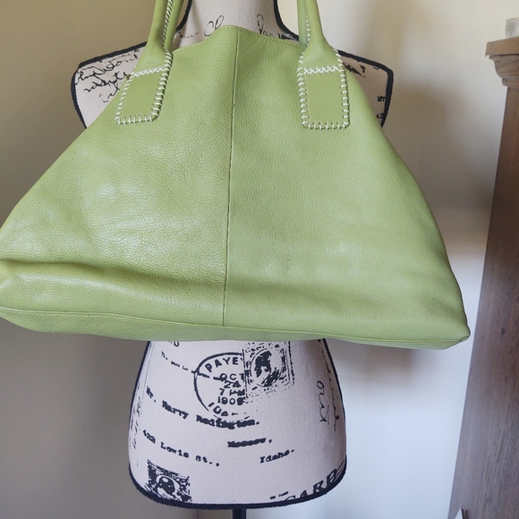 Donna Dixon Green 🍏 Leather Shoulder Bag - Picture 4 of 9
